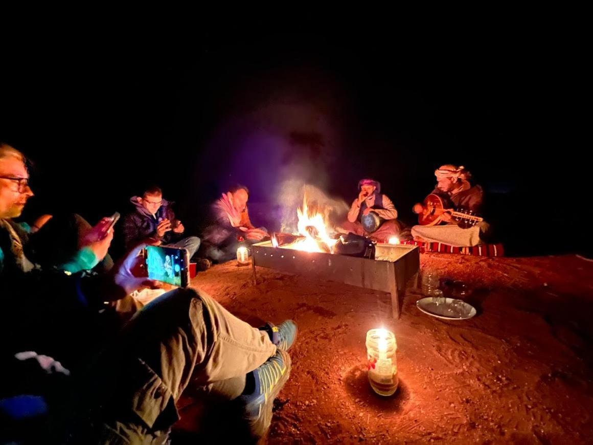 Wadi Rum Desert Camp מראה חיצוני תמונה